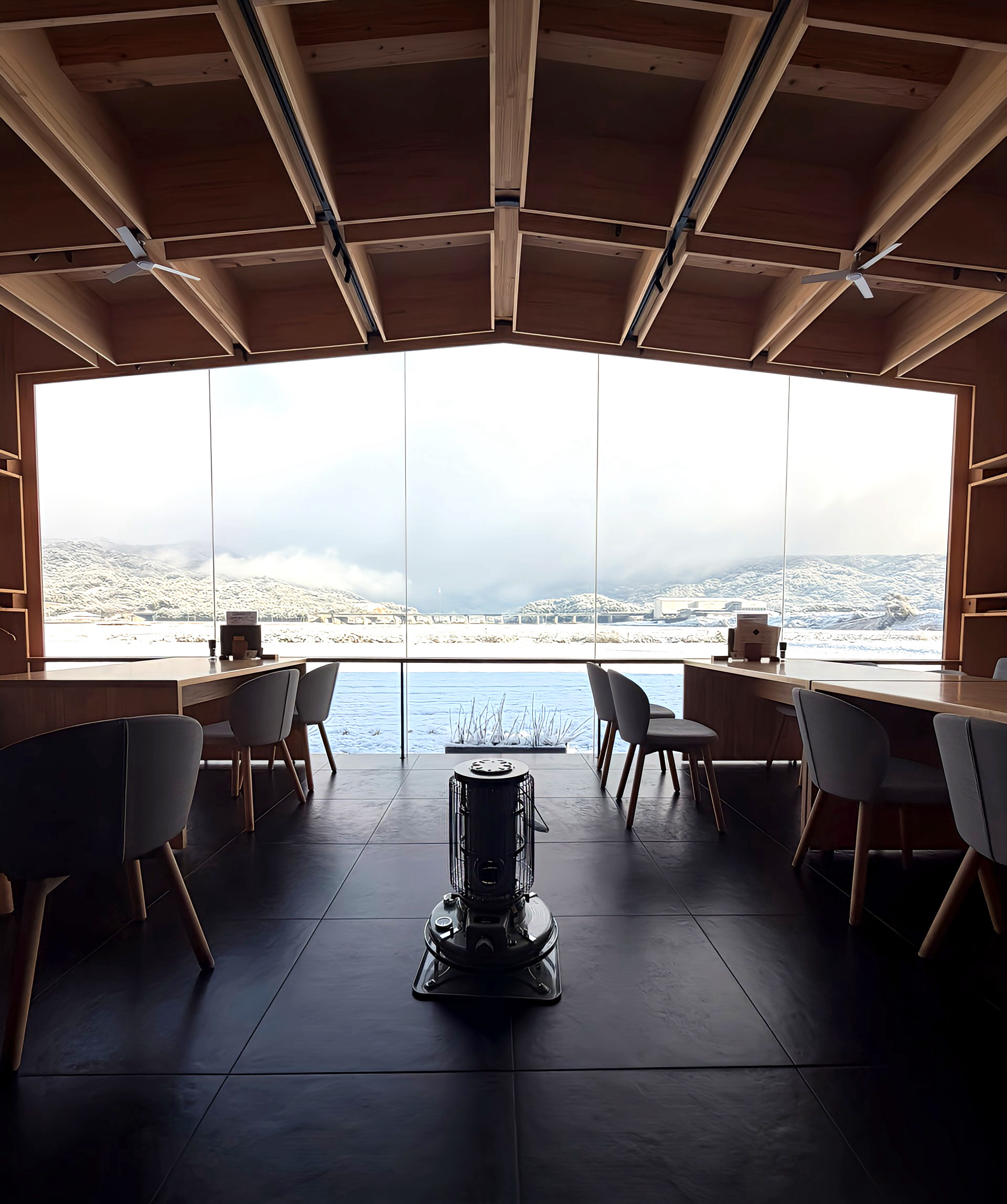 丸安 はなれ 特別席